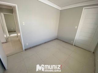 ALUGA-SE ÓTIMA CASA   PARA COMERCIO E RESIDÊNCIA ,NA RUA SD. PETRONILO JOSÉ DOS SANTOS