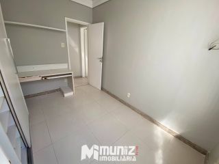 ALUGA-SE ÓTIMA CASA   PARA COMERCIO E RESIDÊNCIA ,NA RUA SD. PETRONILO JOSÉ DOS SANTOS
