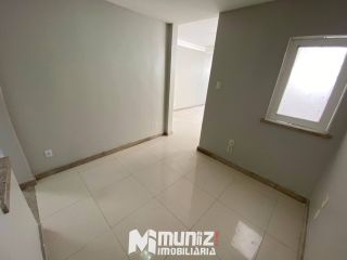 ALUGA-SE ÓTIMA CASA   PARA COMERCIO E RESIDÊNCIA ,NA RUA SD. PETRONILO JOSÉ DOS SANTOS