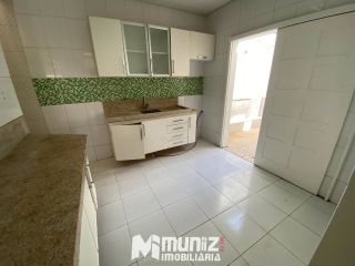 ALUGA-SE ÓTIMA CASA   PARA COMERCIO E RESIDÊNCIA ,NA RUA SD. PETRONILO JOSÉ DOS SANTOS