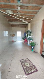 vende-se casa c/2 pavimentos no Conj Valadares