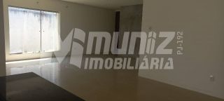 vende-se casa otima para comércio de esquina na Av Beira Mar