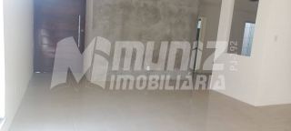 vende-se casa otima para comércio de esquina na Av Beira Mar