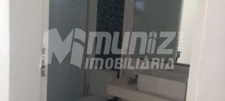 vende-se casa otima para comércio de esquina na Av Beira Mar