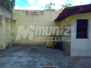 vende-se otima casa c/2 pavimentos Av Gonçalo Prado Rollemberg