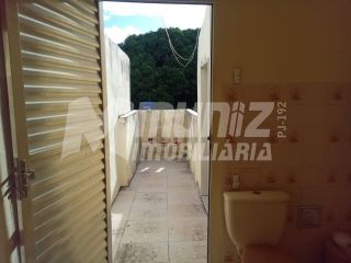 vende-se otima casa c/2 pavimentos Av Gonçalo Prado Rollemberg
