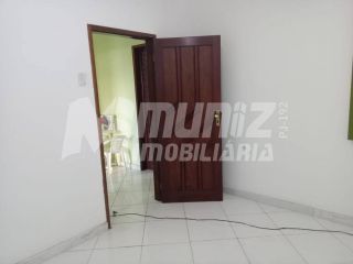 vende-se otima casa c/2 pavimentos Av Gonçalo Prado Rollemberg