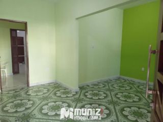 Vende-se otima casa c/2 pavimentos Av Gonçalo Prado Rollemberg