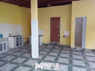 Vende-se otima casa c/2 pavimentos Av Gonçalo Prado Rollemberg