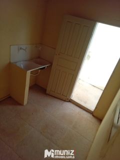 Vende-se otima casa c/2 pavimentos Av Gonçalo Prado Rollemberg