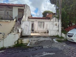 VENDE-SE CASA RUA FREI PAULO