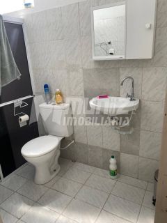 VENDE-SE CASA RUA FREI PAULO