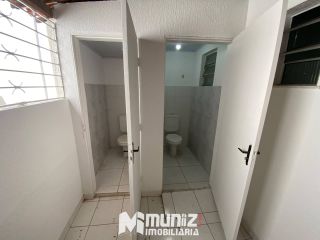 ALUGA-SE PONTO COMERCIAL NA BARRA DOS COQUEIROS
