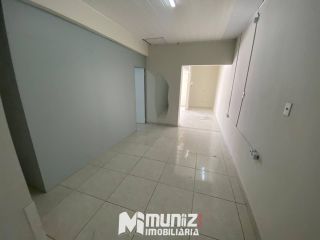 ALUGA-SE PONTO COMERCIAL NA BARRA DOS COQUEIROS