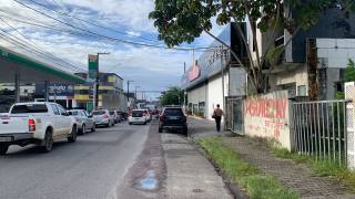 VENDE-SE POUSADA RESIDENCIAL NA RUA ACRE