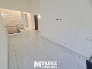 Casa Ampla Na Parte Superior Disponível Para Aluguel No Bairro Cidade Nova