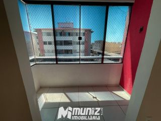 ALUGA-SE APT NO COND. BARRA CLUB RESIDENCE II