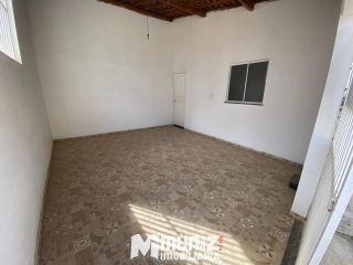 Casa Para Alugar com 3 quartos no bairro Rosa Elze em São Cristóvão