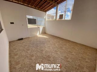 Casa Para Alugar com 3 quartos no bairro Rosa Elze em São Cristóvão