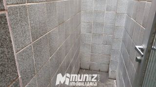 Casa à Venda com 2 Pavimentos — Versátil para Residência ou Negócio