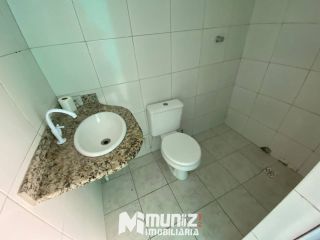 Sala Comercial na Avenida Nestor Sampaio para Alugar