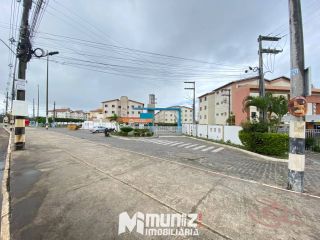 ALUGA-SE APTO MOBILIADO NO CONDOMÍNIO SALINAS DA BARRA