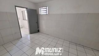 Apartamento De 1/4 Disponível Na Rua Antonio Vieira de Menezes