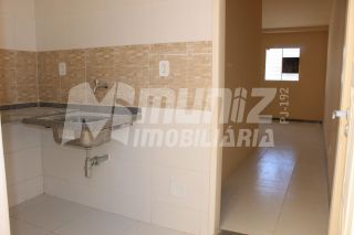 ALUGA-SE APTO A PARTE TÉRRA DA AV. MAMEDE PAES MENDONÇA