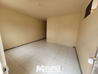 ALUGA-SE APTO NA PARTE TÉRRA DA AV. MAMEDE PAES MENDONÇA - GETÚLIO VARGAS