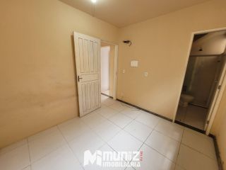 ALUGA-SE APTO NA PARTE TÉRRA DA AV. MAMEDE PAES MENDONÇA - GETÚLIO VARGAS