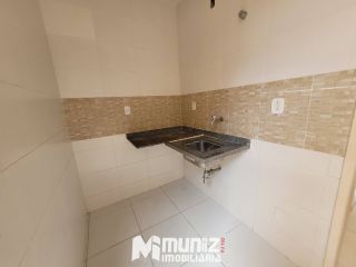 ALUGA-SE APTO NA PARTE TÉRRA DA AV. MAMEDE PAES MENDONÇA - GETÚLIO VARGAS