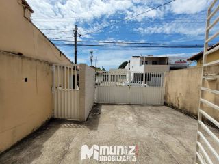 ALUGA-SE APTO NA PARTE TÉRRA DA AV. MAMEDE PAES MENDONÇA - GETÚLIO VARGAS