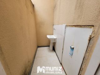 ALUGA-SE APTO NA PARTE TÉRRA DA AV. MAMEDE PAES MENDONÇA - GETÚLIO VARGAS