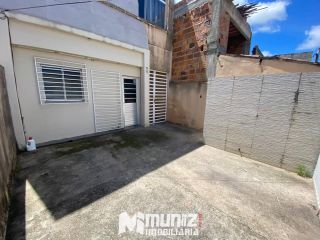 ALUGA-SE APTO NA PARTE TÉRRA DA AV. MAMEDE PAES MENDONÇA - GETÚLIO VARGAS