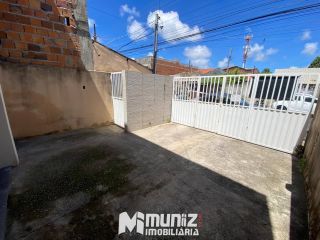 ALUGA-SE APTO NA PARTE TÉRRA DA AV. MAMEDE PAES MENDONÇA - GETÚLIO VARGAS