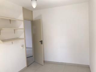 ALUGA-SE APTO NO COND. PACIFICO NORTE