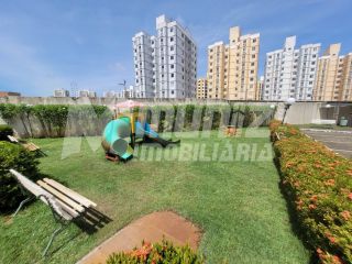 ALUGA-SE APARTAMENTO NO  CONDOMÍNIO ARTE VIVA