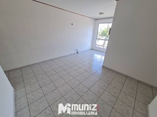 ALUGA-SE APARTAMENTO NO  CONDOMÍNIO ARTE VIVA