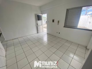 Apartamento Térreo Disponível Para Aluguel Na Rua Antônio Vieira de Menezes