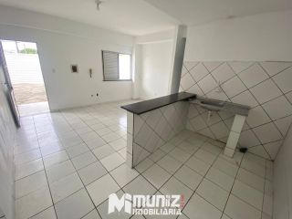 Apartamento Térreo Disponível Para Aluguel Na Rua Antônio Vieira de Menezes