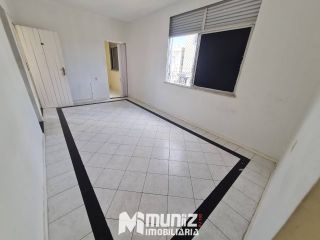 ALUGA-SE APTO NO COND. GRÃO DE AREIA