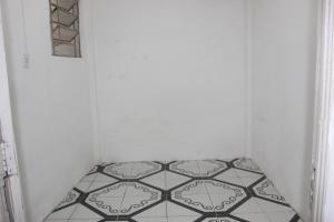 ALUGA-SE CASA NA RUA SIRIRI