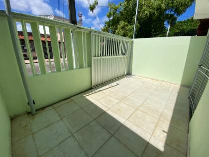 CASA C/ DOIS PAVIMENTOS NA RUA PADRE CALDAS