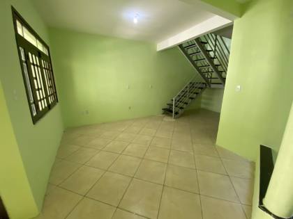 CASA C/ DOIS PAVIMENTOS NA RUA PADRE CALDAS