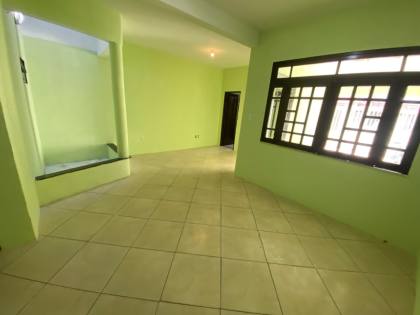 CASA C/ DOIS PAVIMENTOS NA RUA PADRE CALDAS