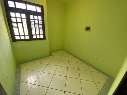 CASA C/ DOIS PAVIMENTOS NA RUA PADRE CALDAS