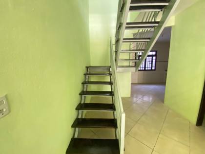 CASA C/ DOIS PAVIMENTOS NA RUA PADRE CALDAS