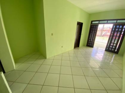 CASA C/ DOIS PAVIMENTOS NA RUA PADRE CALDAS