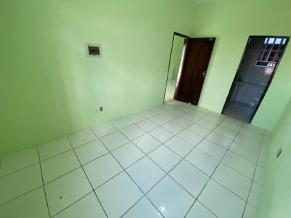 CASA C/ DOIS PAVIMENTOS NA RUA PADRE CALDAS