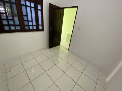 CASA C/ DOIS PAVIMENTOS NA RUA PADRE CALDAS